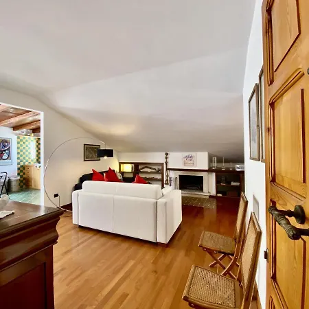 Apartment Holidaycasa Robert - Attico Vista Mare *