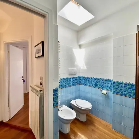 Holidaycasa Robert - Attico Vista Mare Sperlonga