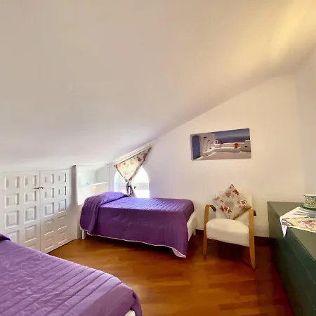 Holidaycasa Robert - Attico Vista Mare Sperlonga